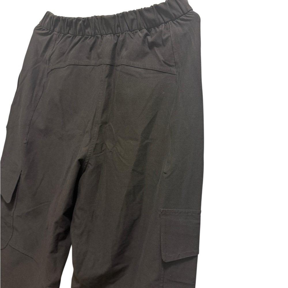 Lululemon Athletica Charcoal Cargo Pants - Picture 6 of 16